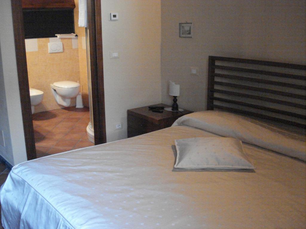 La Campana D'Oro Hotel เบเวรีโน ห้อง รูปภาพ